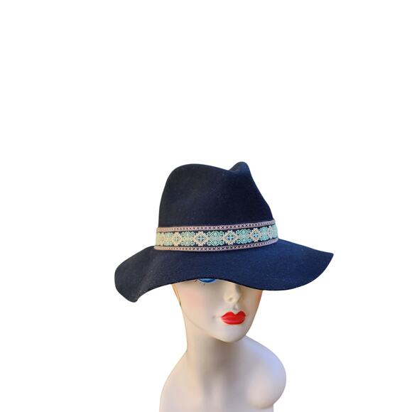 Peter Grimm True Character Black Southwestern Boho Wool Felt Floppy Hat - Picture 5 of 11